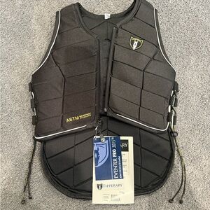 Tipperary Black Equestrian Vest